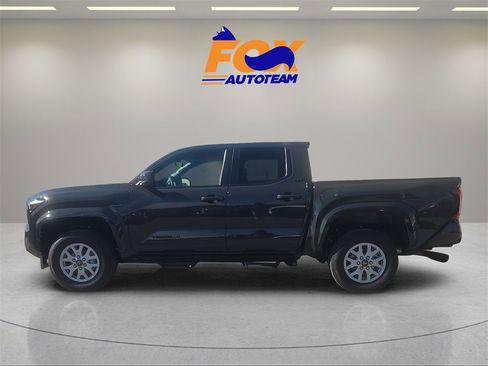 New 2026 Toyota Tacoma SR5 image 2