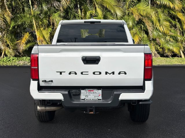 Used 2025 Toyota Tacoma TRD Sport AWD/4WD image 6