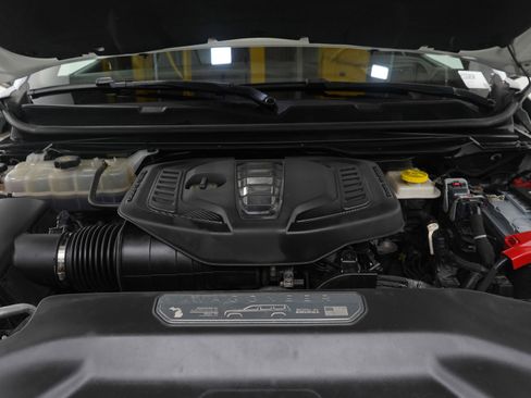 Used 2023 Jeep Wagoneer Series III w/ Preferred Equipment Group AWD/4WD image 34