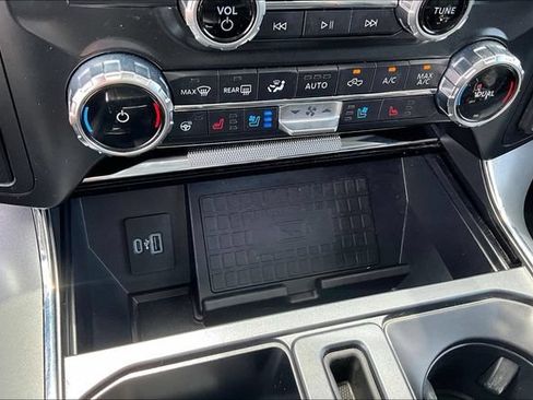 Used 2022 Ford F150 Lariat w/ Equipment Group 502A High AWD/4WD image 21