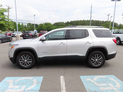 Used 2019 GMC Acadia SLT AWD/4WD image 10