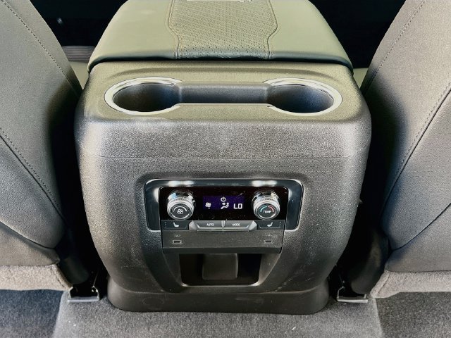 New 2027 GMC Yukon AT4 w/ AT4 Premium Package AWD/4WD image 18