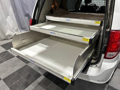 Used 2015 RAM C/V Tradesman w/ UConnect Hands-Free Group image 20