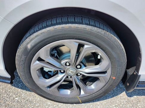 New 2025 Honda Accord EX-L image 19