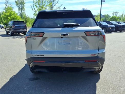 New 2026 Chevrolet Equinox RS w/ Convenience Package III FWD image 30