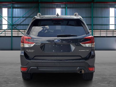Used 2019 Subaru Forester Limited AWD/4WD image 4