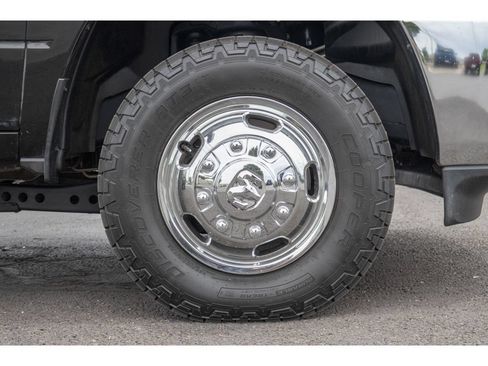 Used 2023 RAM 3500 Tradesman AWD/4WD image 9