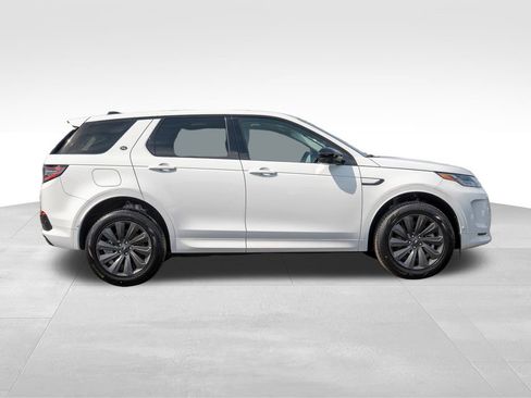 New 2025 Land Rover Discovery Sport S image 8