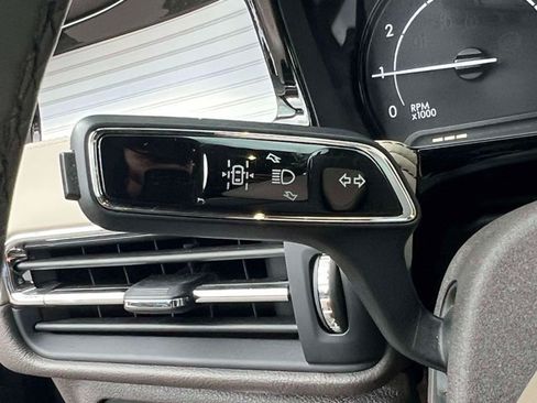 Used 2022 Lincoln Corsair AWD w/ Equipment Group 101A image 29