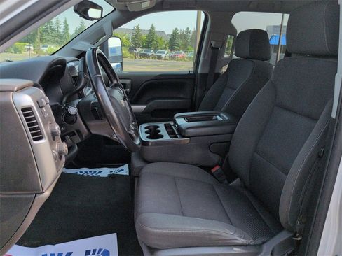 Used 2018 Chevrolet Silverado 1500 LT w/ All Star Edition image 18