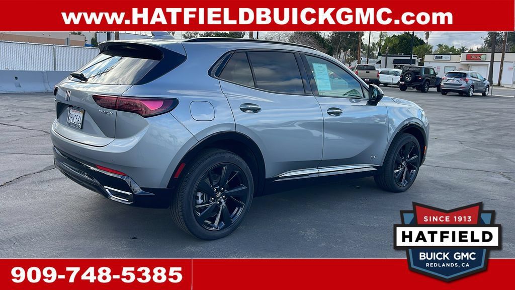 Used 2025 Buick Envision Sport Touring AWD/4WD image 5