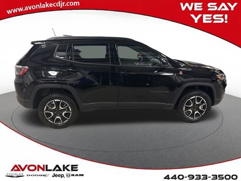 New 2026 Jeep Compass Trailhawk image 6