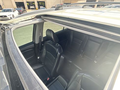 Certified 2018 Honda Pilot Touring image 17