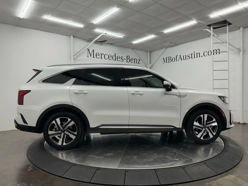 Used 2023 Kia Sorento EX AWD/4WD image 8