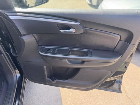 Used 2012 Chevrolet Traverse LT w/ All-Star Edition image 16