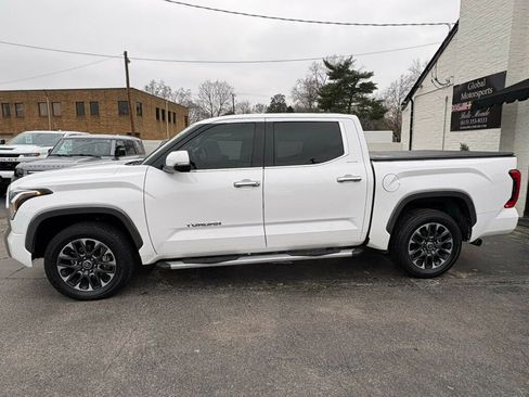 Used 2022 Toyota Tundra Limited image 2