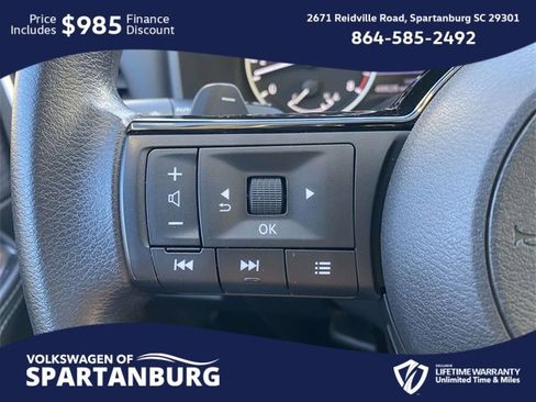 Used 2023 Nissan Rogue SV image 19