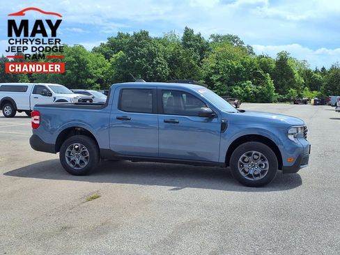 Used 2025 Ford Maverick XLT w/ Equipment Group 302A AWD/4WD image 2