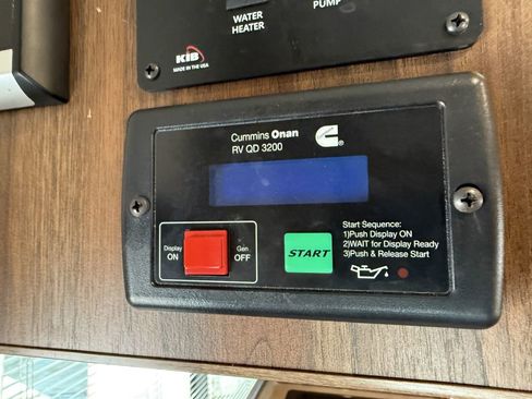 Used 2019 Mercedes-Benz Sprinter 170 image 35