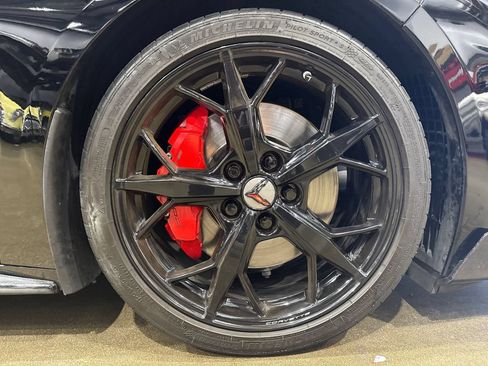 Used 2022 Chevrolet Corvette Stingray Premium Conv w/ Z51 Performance Package RWD image 43