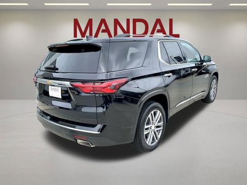 Used 2023 Chevrolet Traverse High Country FWD image 6