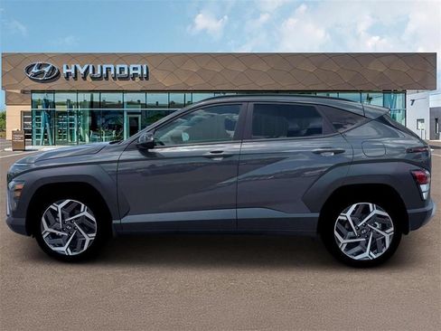 Used 2026 Hyundai Kona SEL Premium AWD/4WD image 3