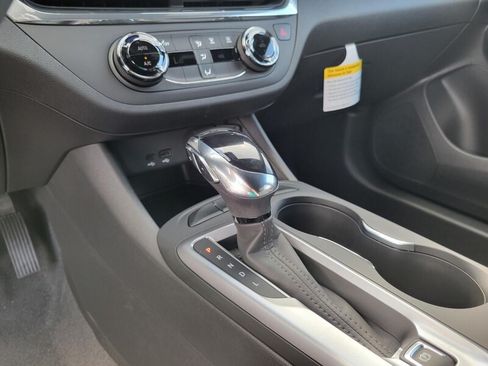 New 2026 Buick Envista Sport Touring FWD image 20
