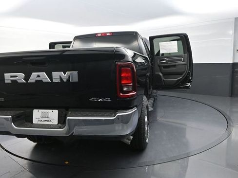 New 2025 RAM 2500 Big Horn AWD/4WD image 35