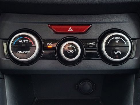 Used 2019 Subaru Crosstrek 2.0i Limited image 9