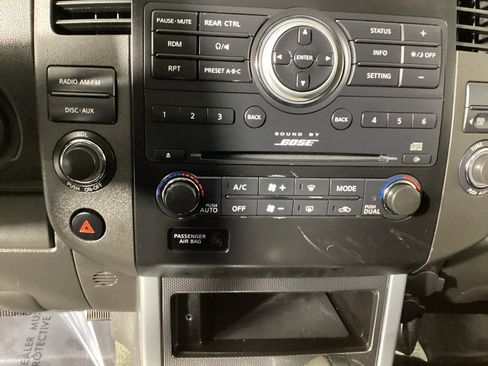 Used 2012 Nissan Pathfinder Silver w/ Protection Pkg AWD/4WD image 28