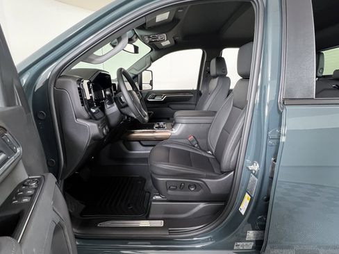 New 2026 Chevrolet Silverado 2500 LT w/ Trail Boss Package image 8