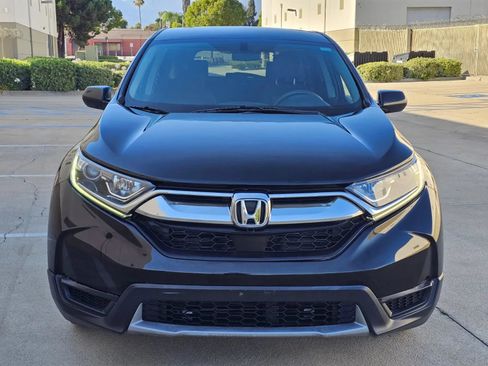 Used 2018 Honda CR-V LX image 2