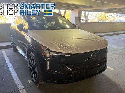 New 2025 Volvo EX90 Plus w/ Protection Package Premier