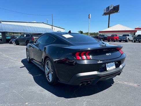 Used 2024 Ford Mustang GT Premium RWD image 5