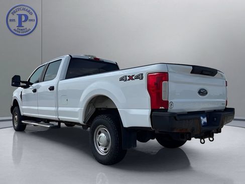 Used 2017 Ford F250 XL AWD/4WD image 5