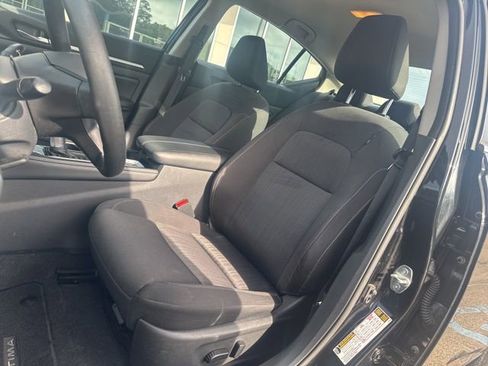 Used 2023 Nissan Altima 2.5 SV AWD/4WD image 18