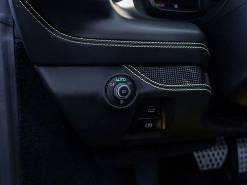 Used 2020 Ferrari F8 Tributo image 20