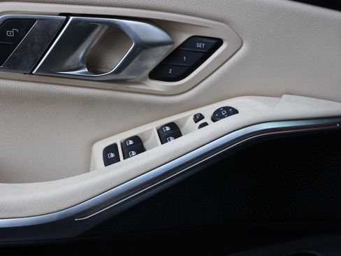 Used 2021 BMW 330i w/ Convenience Package image 44