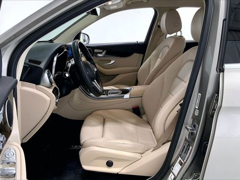 Used 2022 Mercedes-Benz GLC 300 image 18