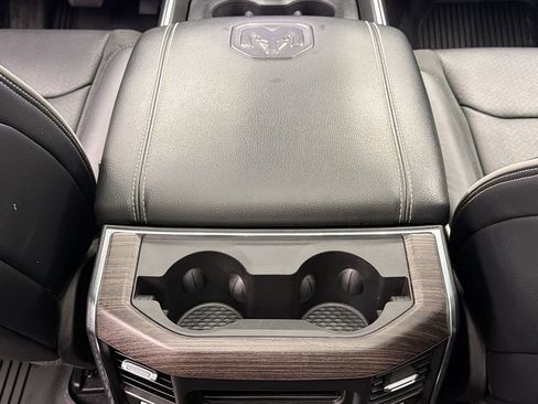 Used 2025 RAM 1500 Laramie w/ Night Edition image 39