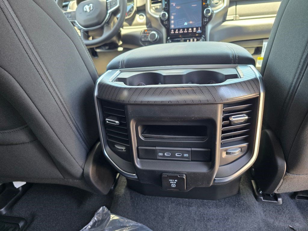 New 2026 RAM 1500 Big Horn AWD/4WD image 40