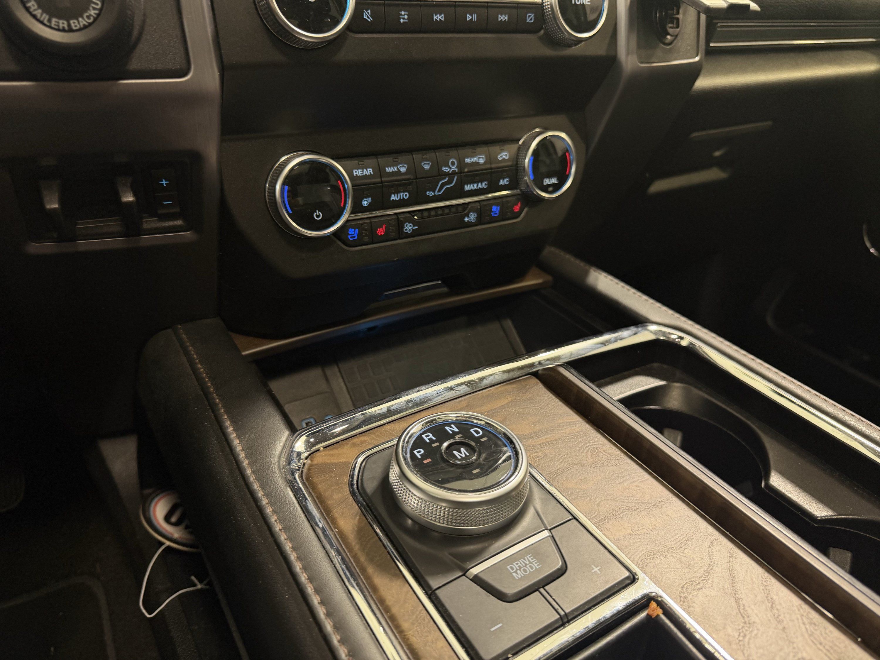 Used 2020 Ford Expedition Max Platinum RWD image 19
