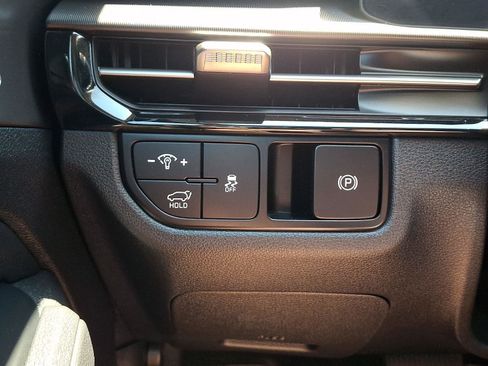 Used 2026 Kia Sportage SX FWD image 24