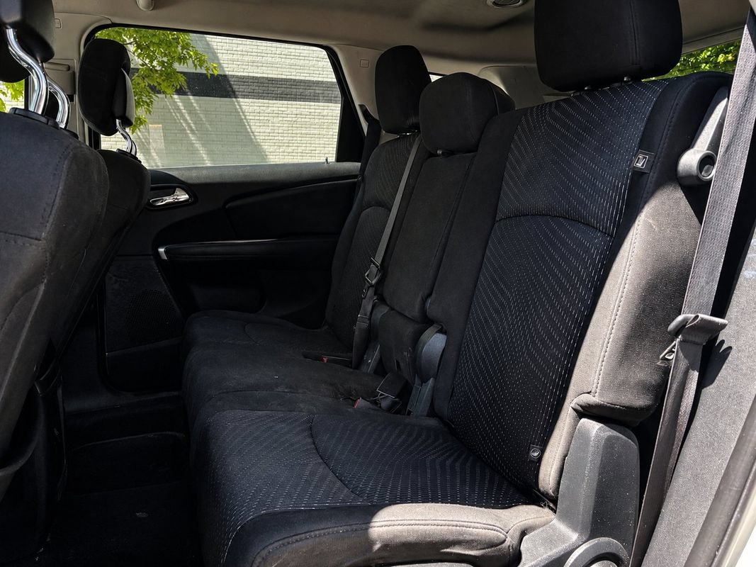 Used 2016 Dodge Journey SXT AWD/4WD image 16
