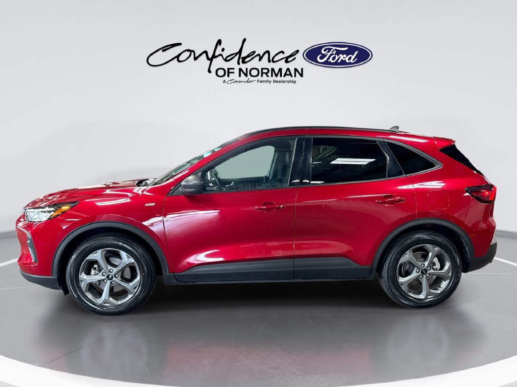 Certified 2025 Ford Escape ST-Line FWD image 5