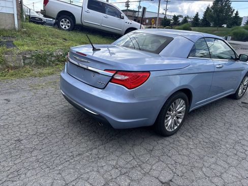 Used 2013 Chrysler 200 Limited image 5
