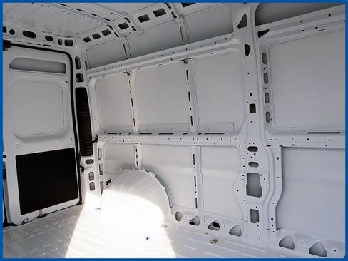 New 2026 RAM ProMaster 2500 w/ Convenience Group image 9