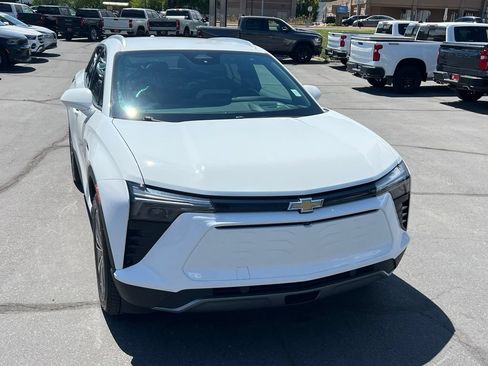 Used 2024 Chevrolet Blazer EV LT AWD/4WD image 5