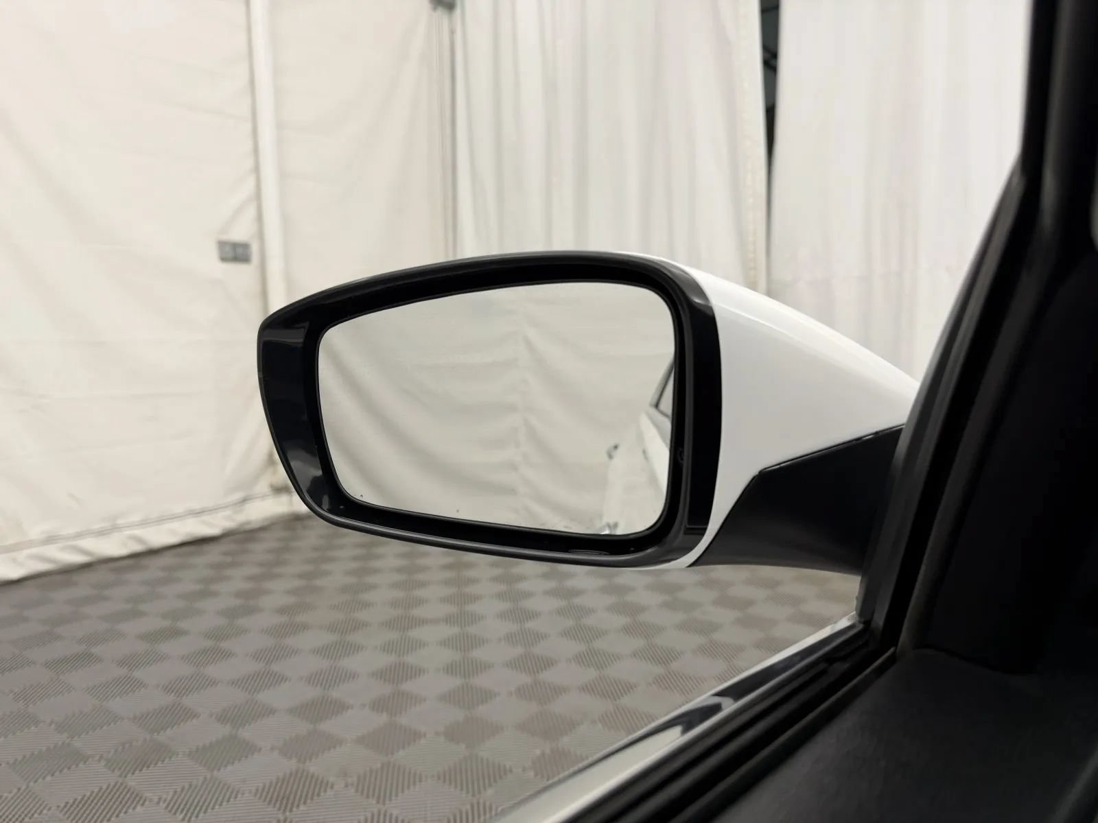 Used 2013 Hyundai Sonata Limited w/ Premium Pkg FWD image 15
