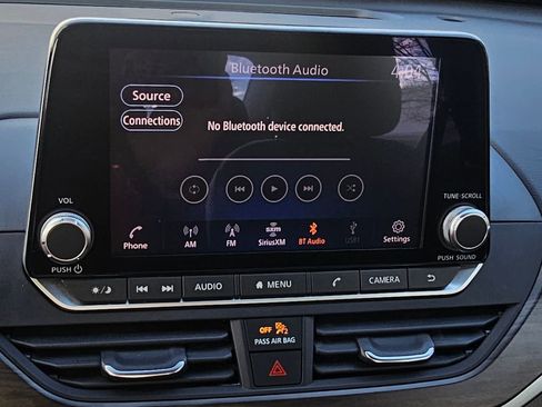 Used 2023 Nissan Altima 2.5 SV image 10